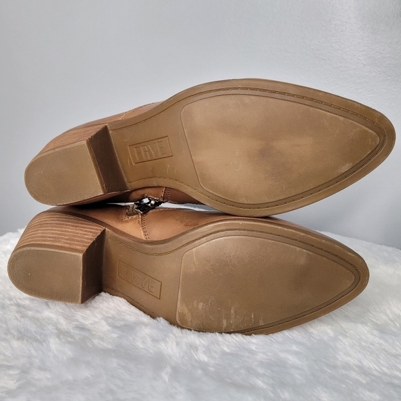 FRYE Jennifer Ankle Leather Booties - Picture 7 of 10
